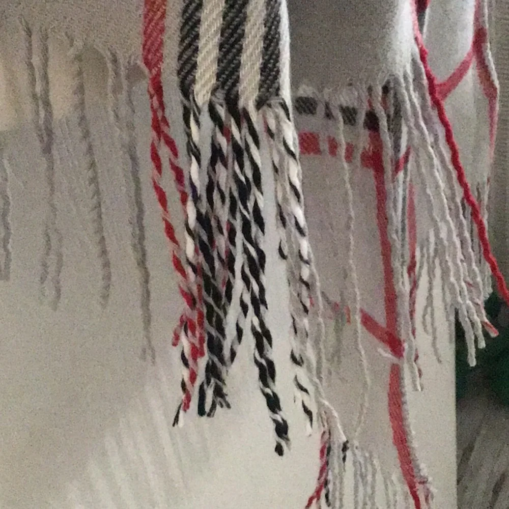 Scarf full-size Unisex grey red with fringe washable nice style unisex